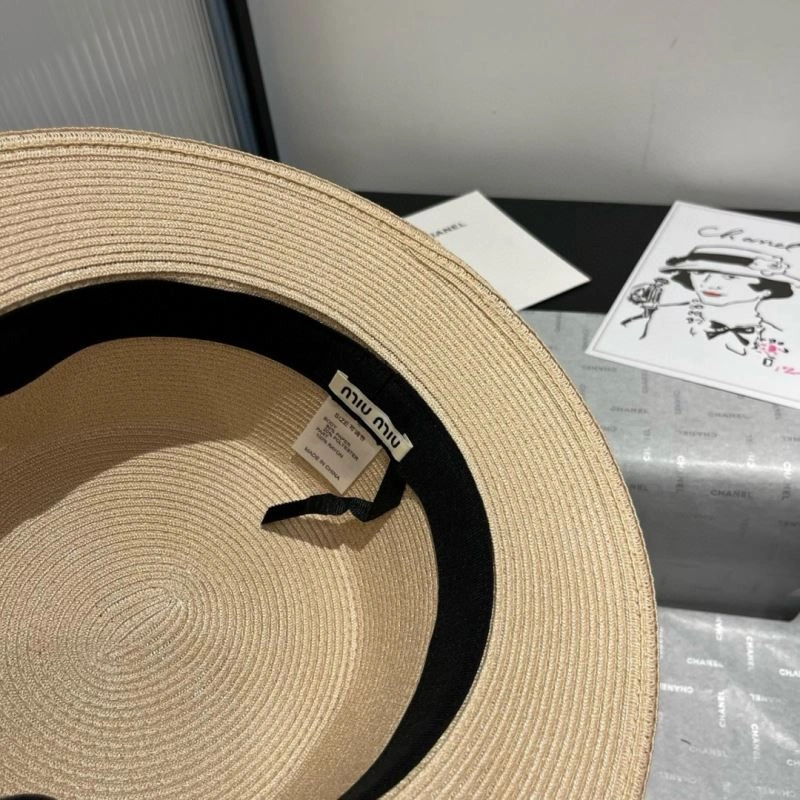 Miu Miu Caps UrbanChic 261731