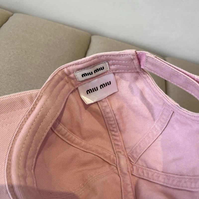 Miu Miu Caps HighQuality 261700