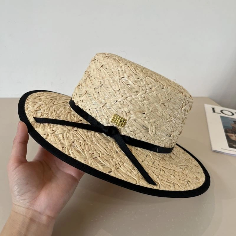 Miu Miu Caps EasyMatch 261724