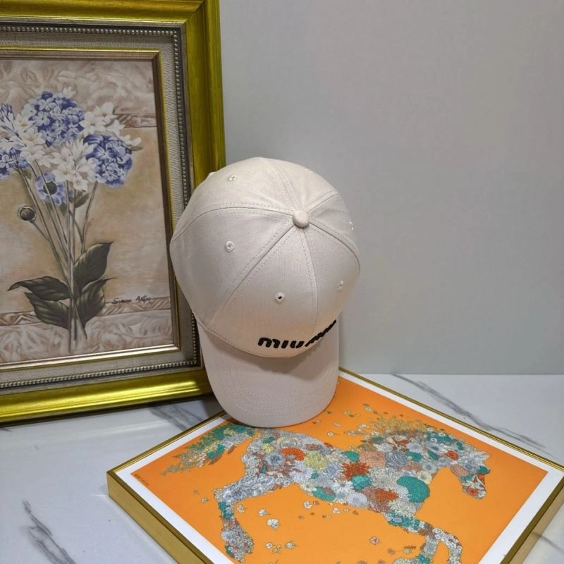 Miu Miu Caps WellDesigned 261699