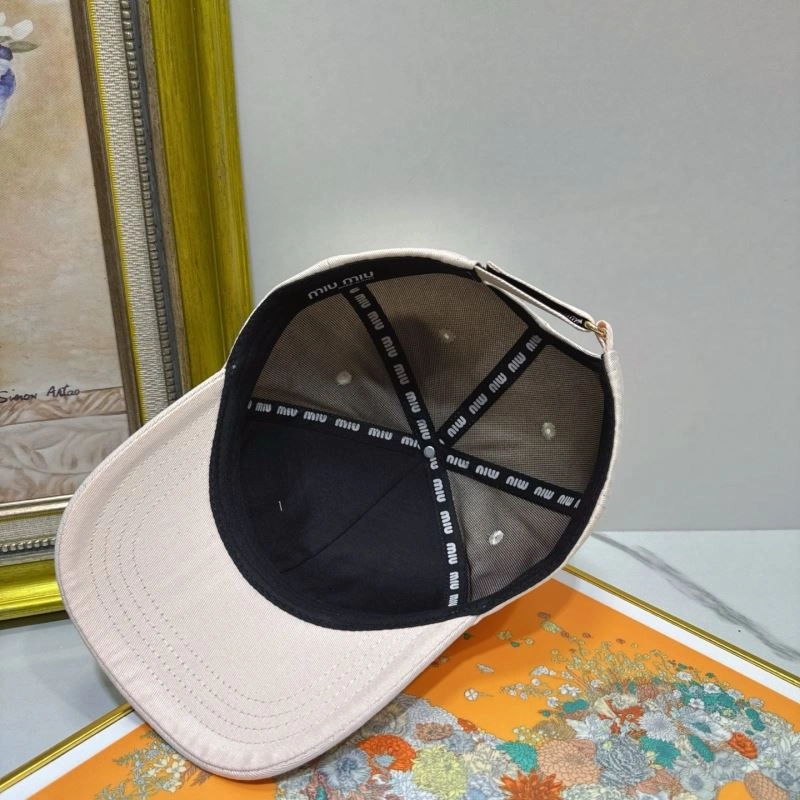 Miu Miu Caps WellDesigned 261699
