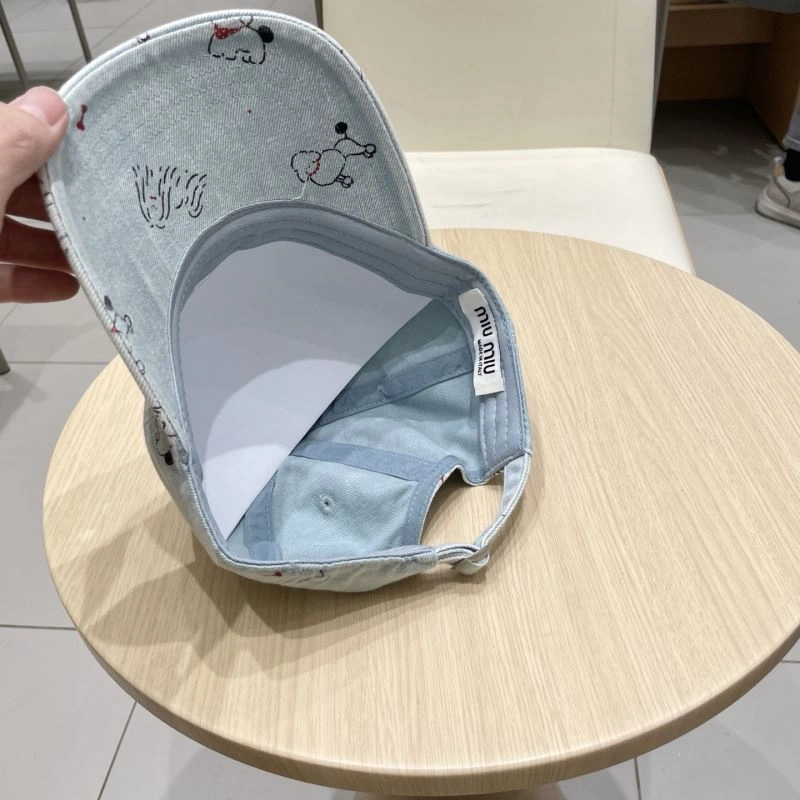 Miu Miu Caps UrbanStyle 261693