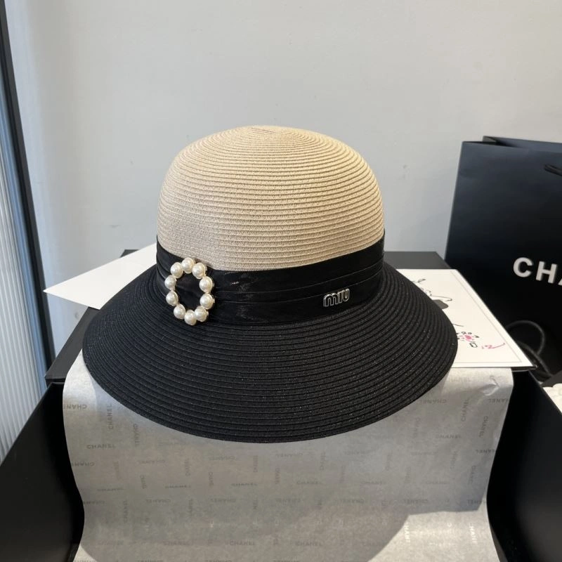 Miu Miu Caps Comfortable 261689