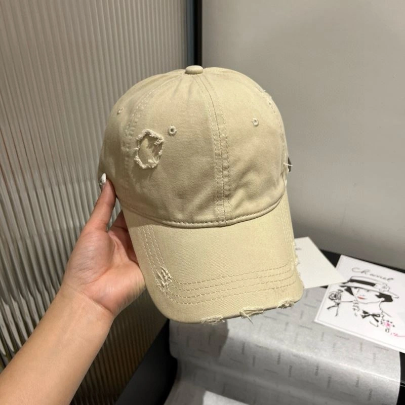 Miu Miu Caps UrbanStyle 261685