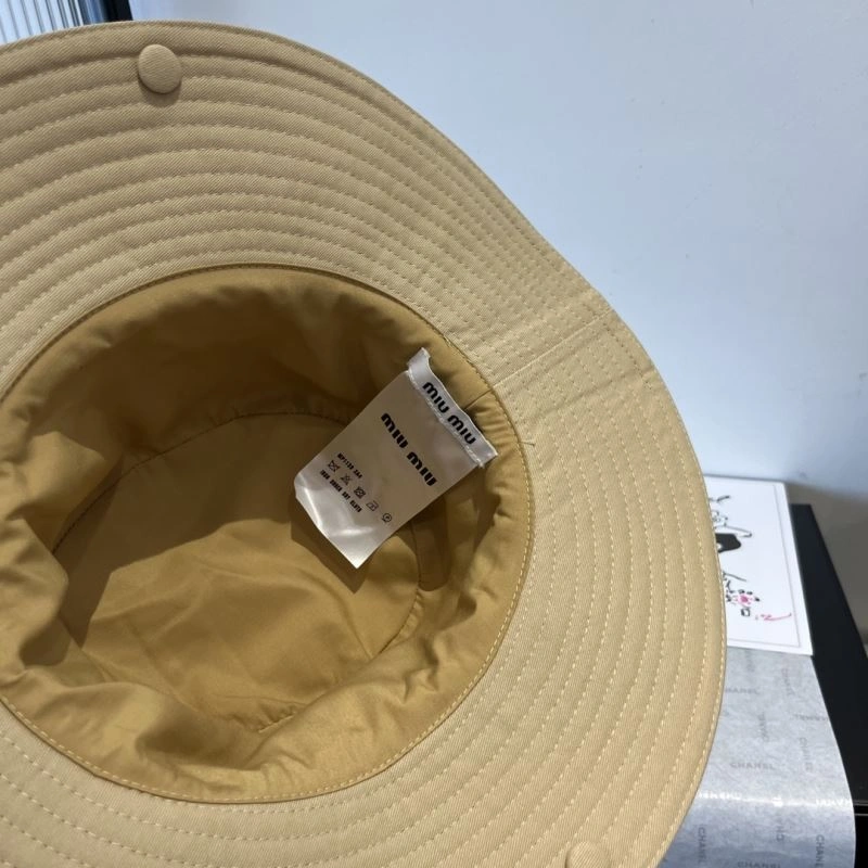 Miu Miu Caps Sophisticated 261681