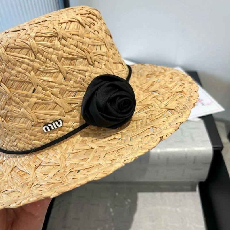 Miu Miu Caps Bright 261663