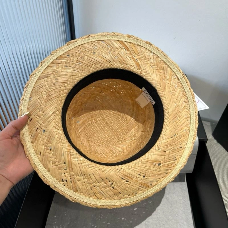 Miu Miu Caps Bright 261663