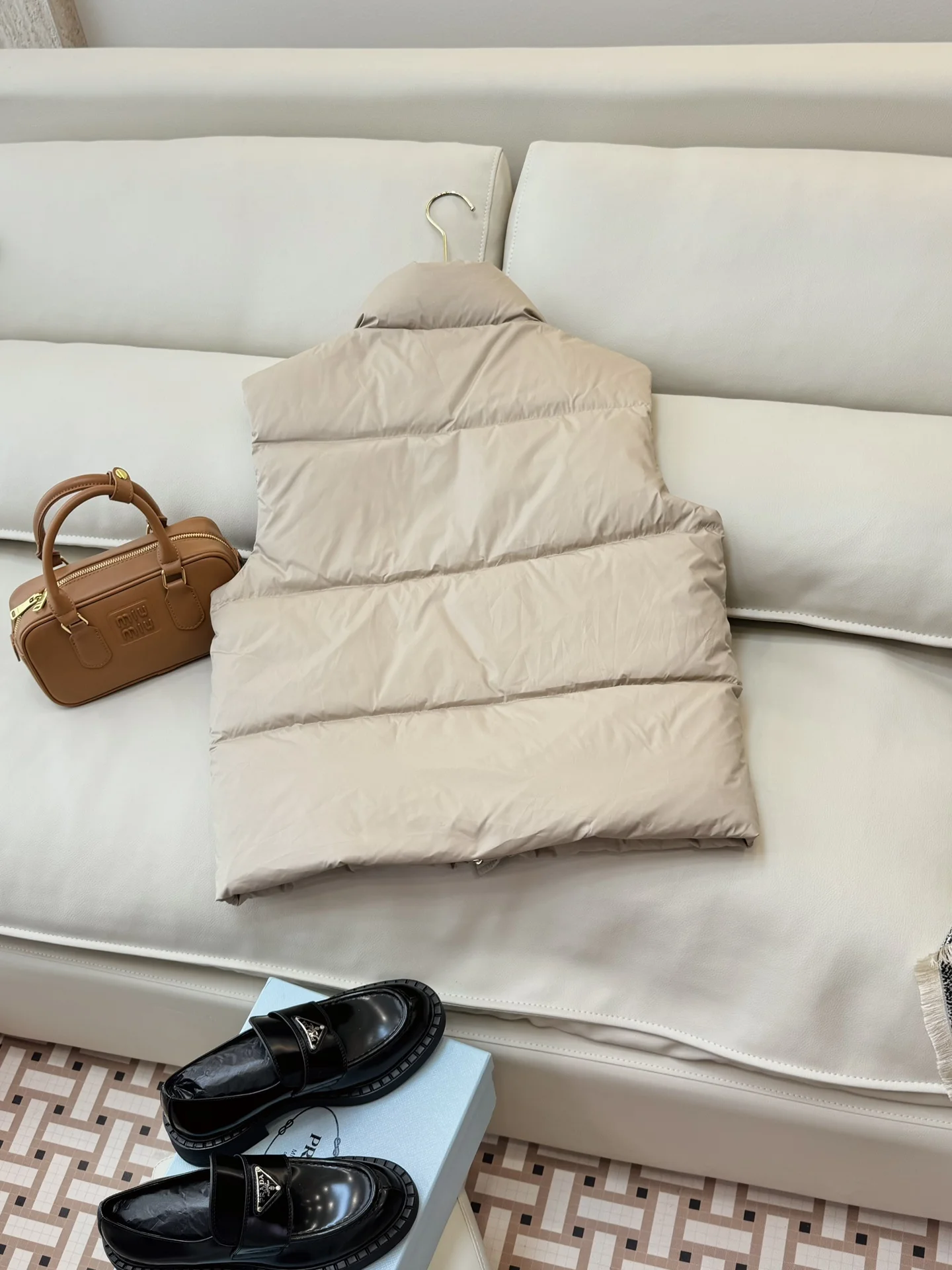 Miu Miu Down Jackets Upgraded 165221