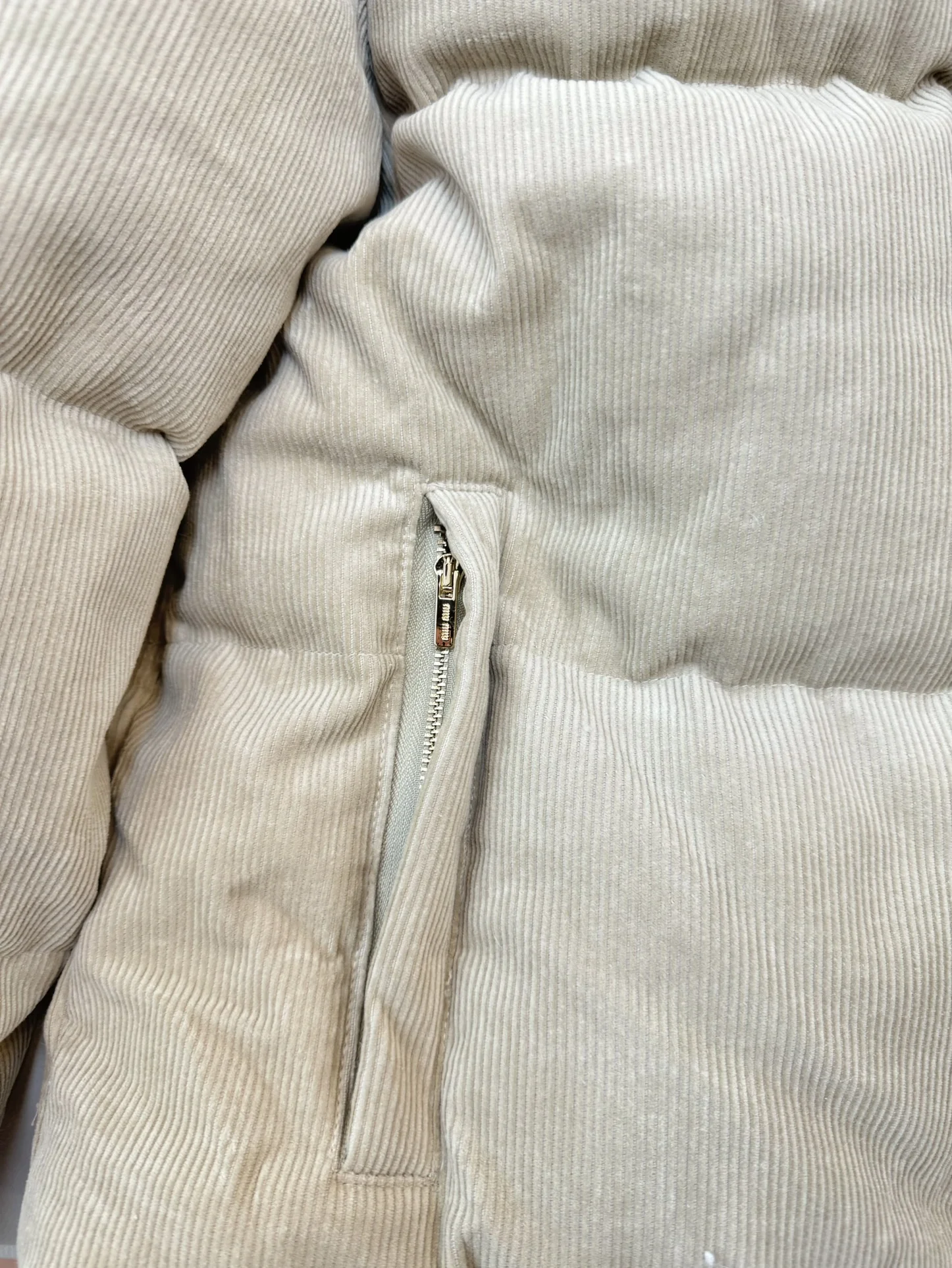 Miu Miu Down Jackets SmoothTexture 165263