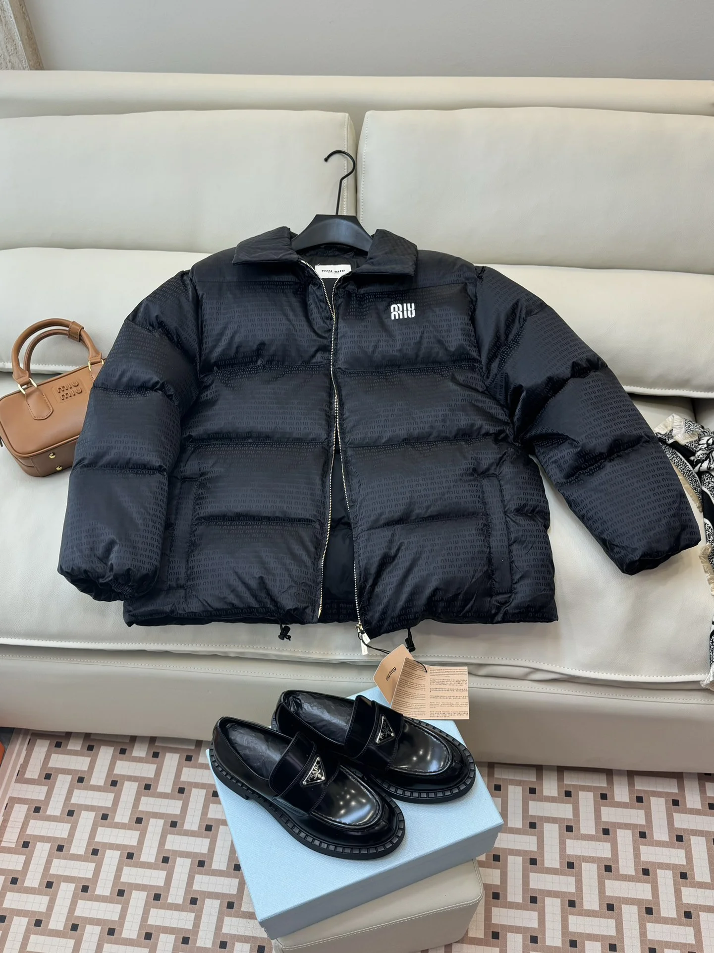 Miu Miu Down Jackets Durable 165215