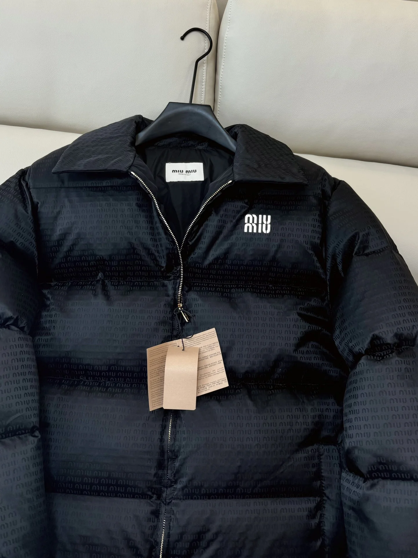 Miu Miu Down Jackets Durable 165215
