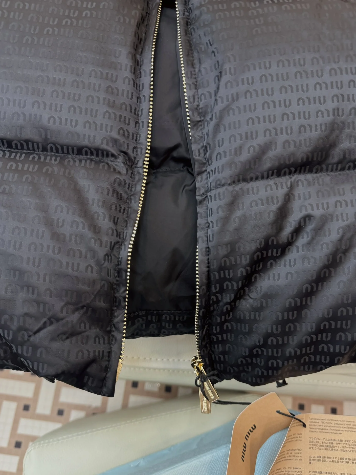 Miu Miu Down Jackets Durable 165215