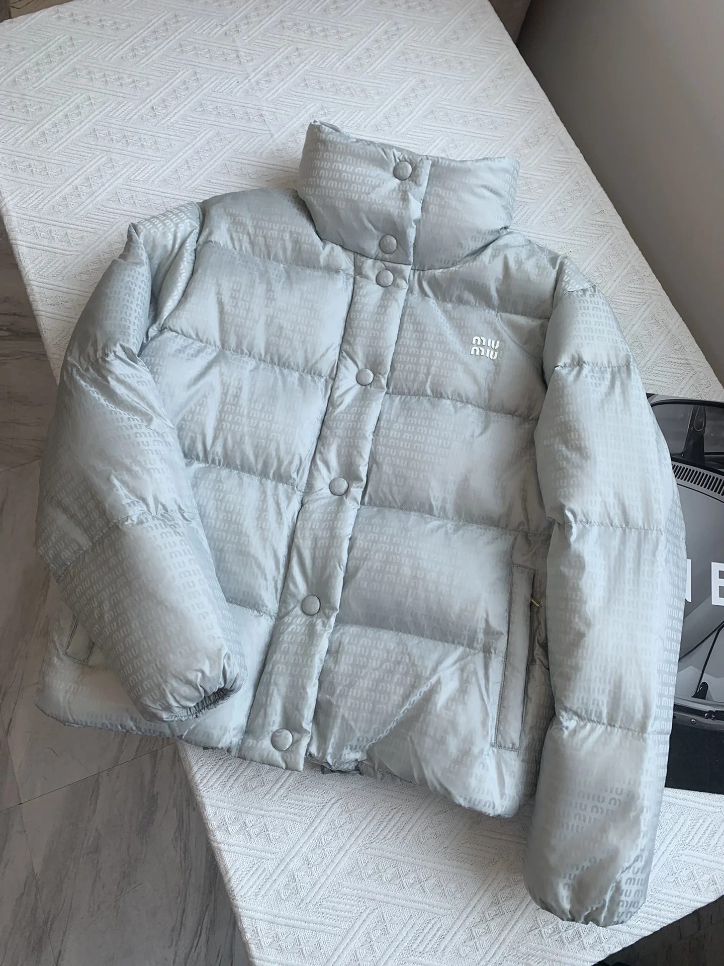 RelaxedFit Miu Miu Down Jackets 165210