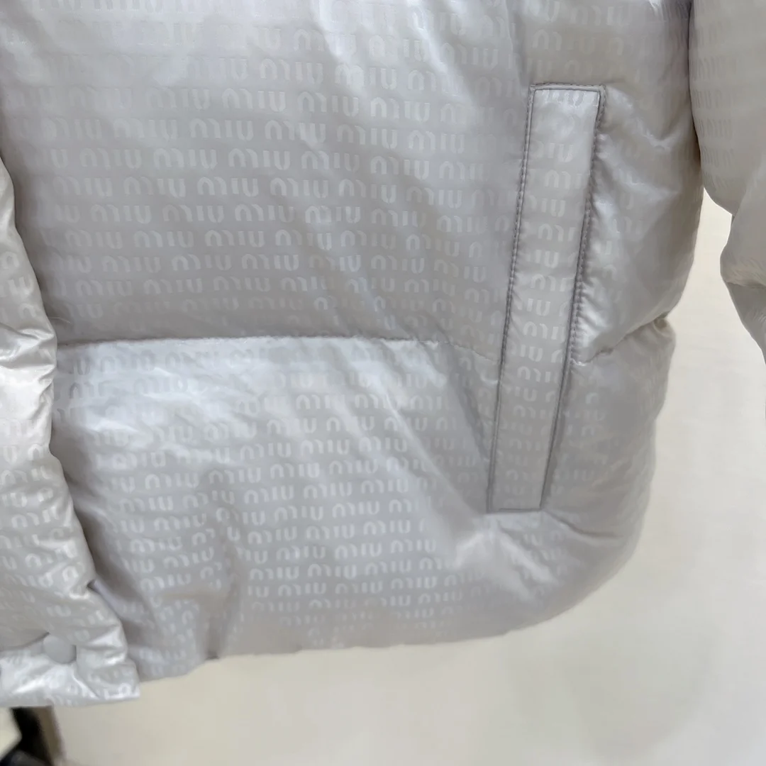 Miu Miu Down Jackets Effortless 165207