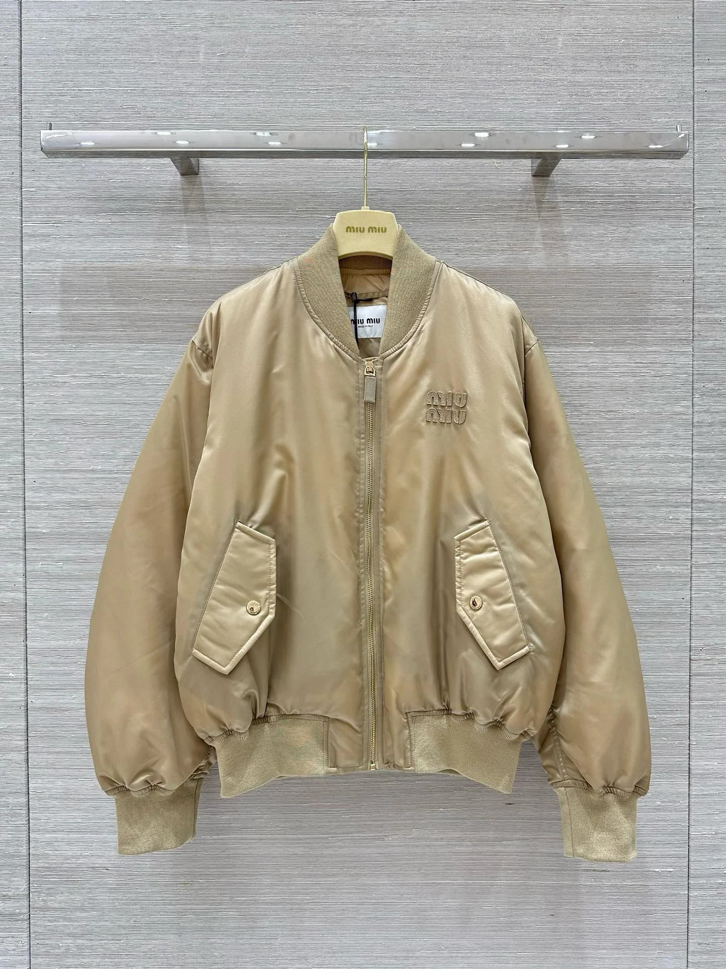 Miu Miu Down Jackets Durable 165191