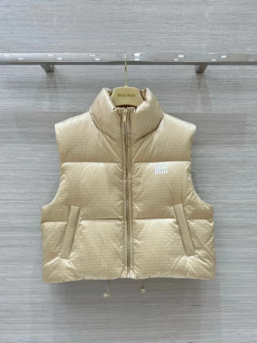 Miu Miu Down Jackets Resilient 165272