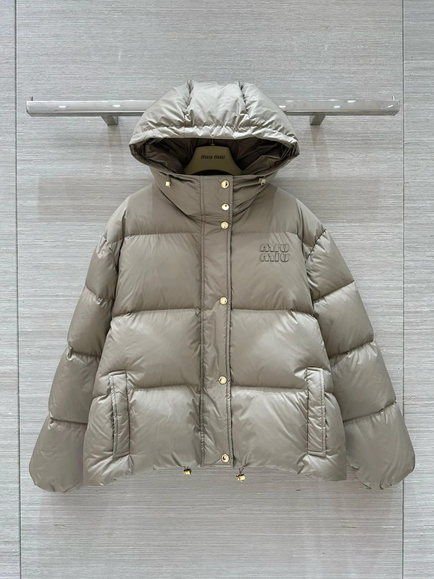 Vibrant Miu Miu Down Jackets 165185