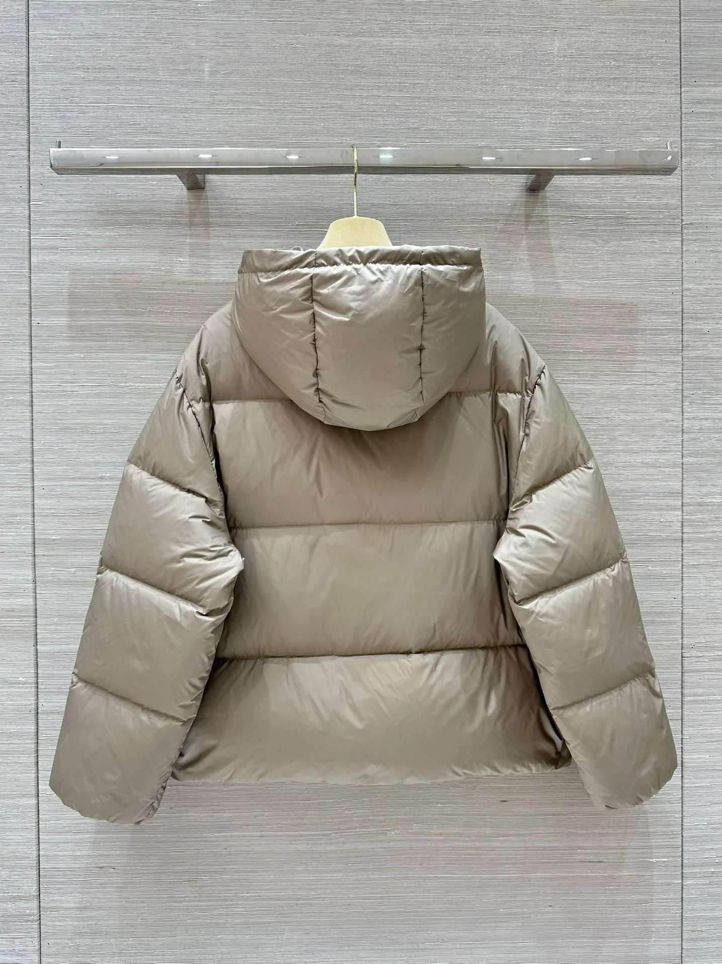 Vibrant Miu Miu Down Jackets 165185