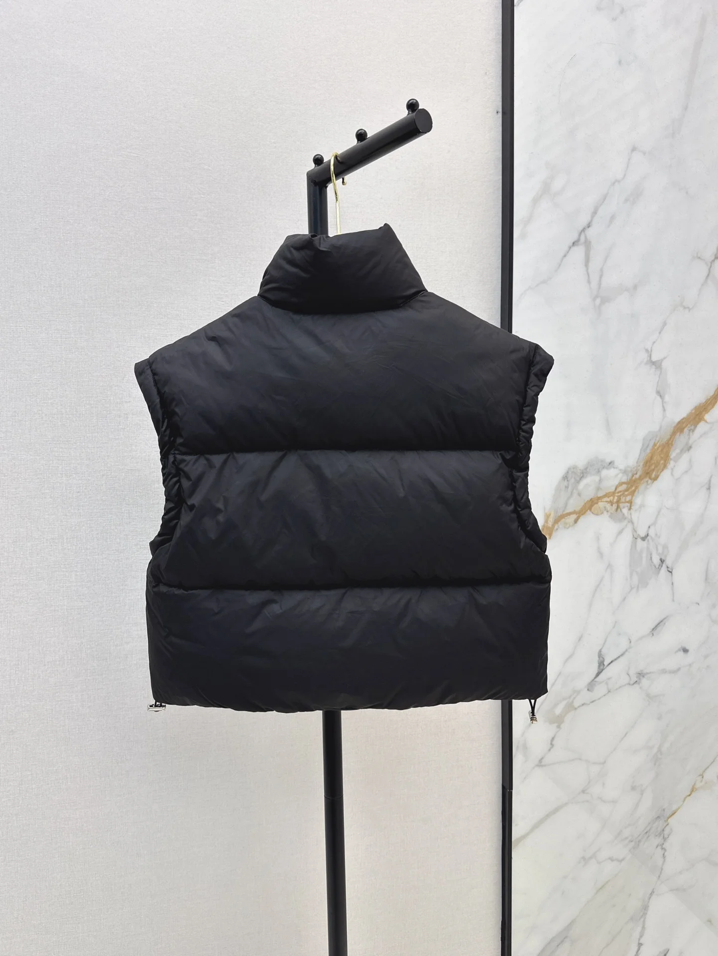 Miu Miu Down Jackets Elegant 165233
