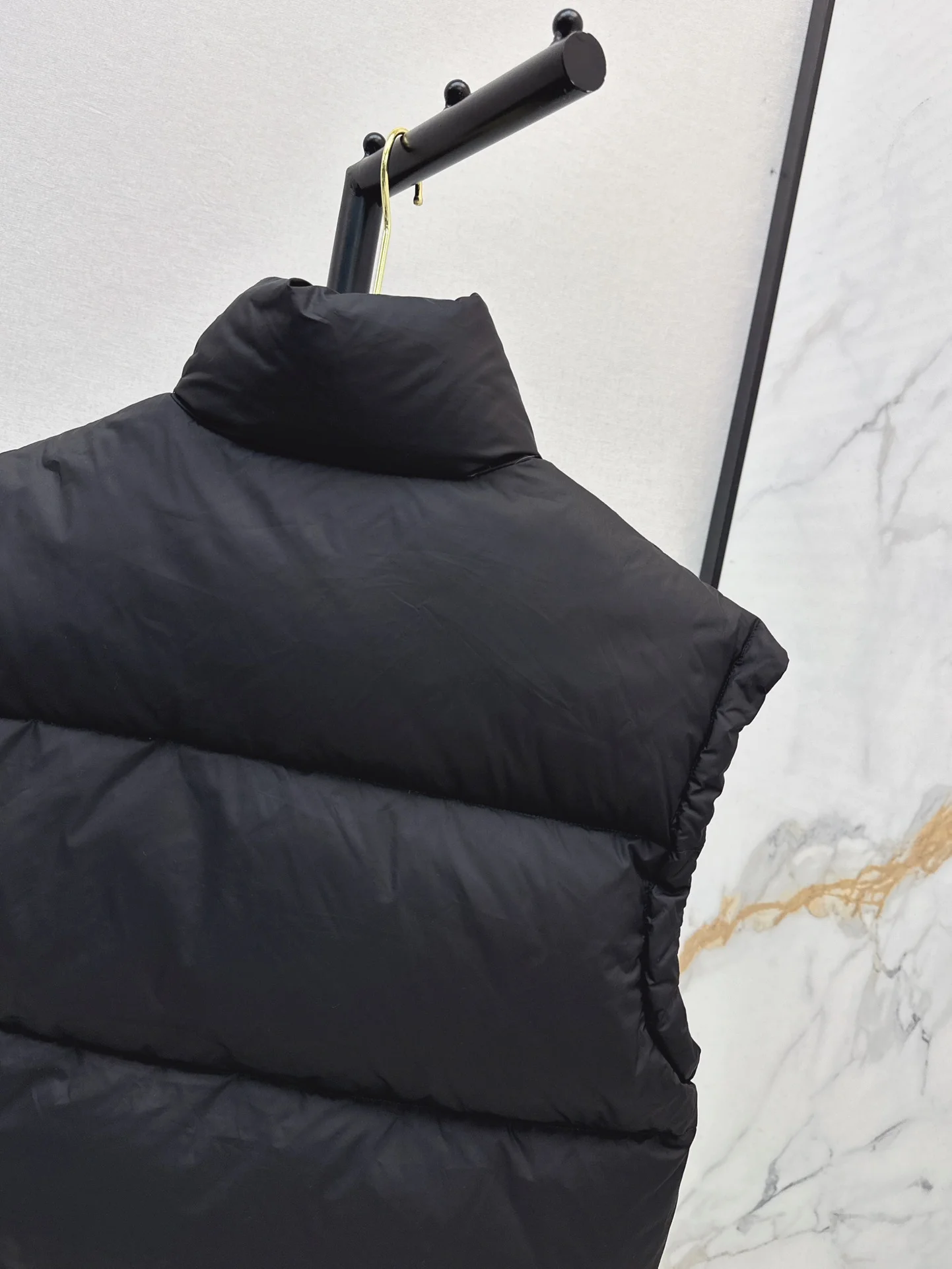 Miu Miu Down Jackets Elegant 165233