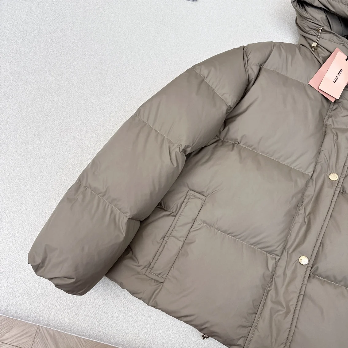 WellDesigned Miu Miu Down Jackets 165179