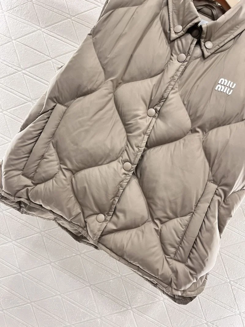 Miu Miu Down Jackets Stylish 164918