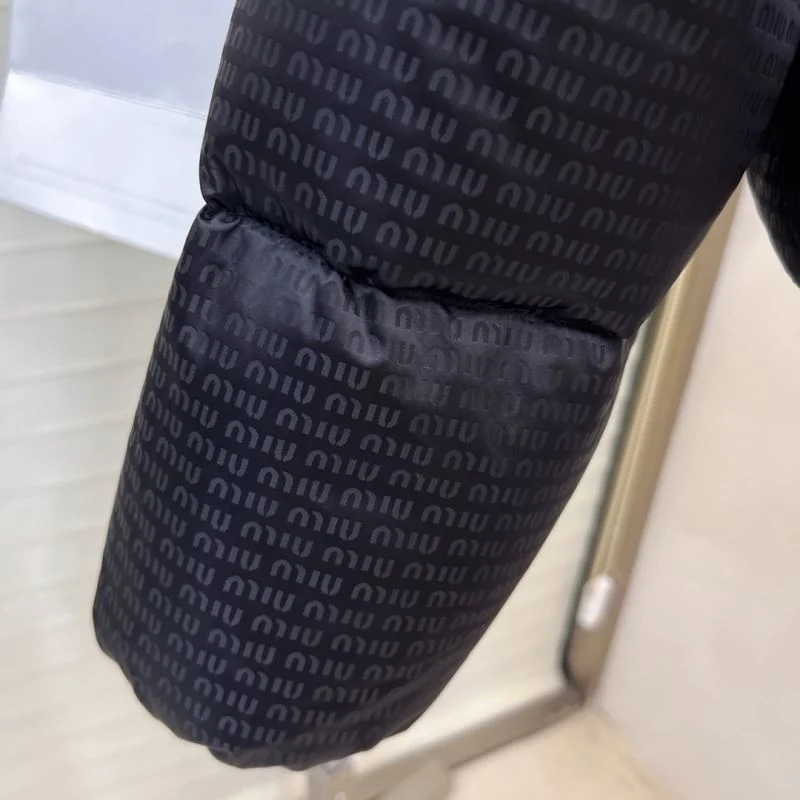 Miu Miu Down Jackets Breathable 164911