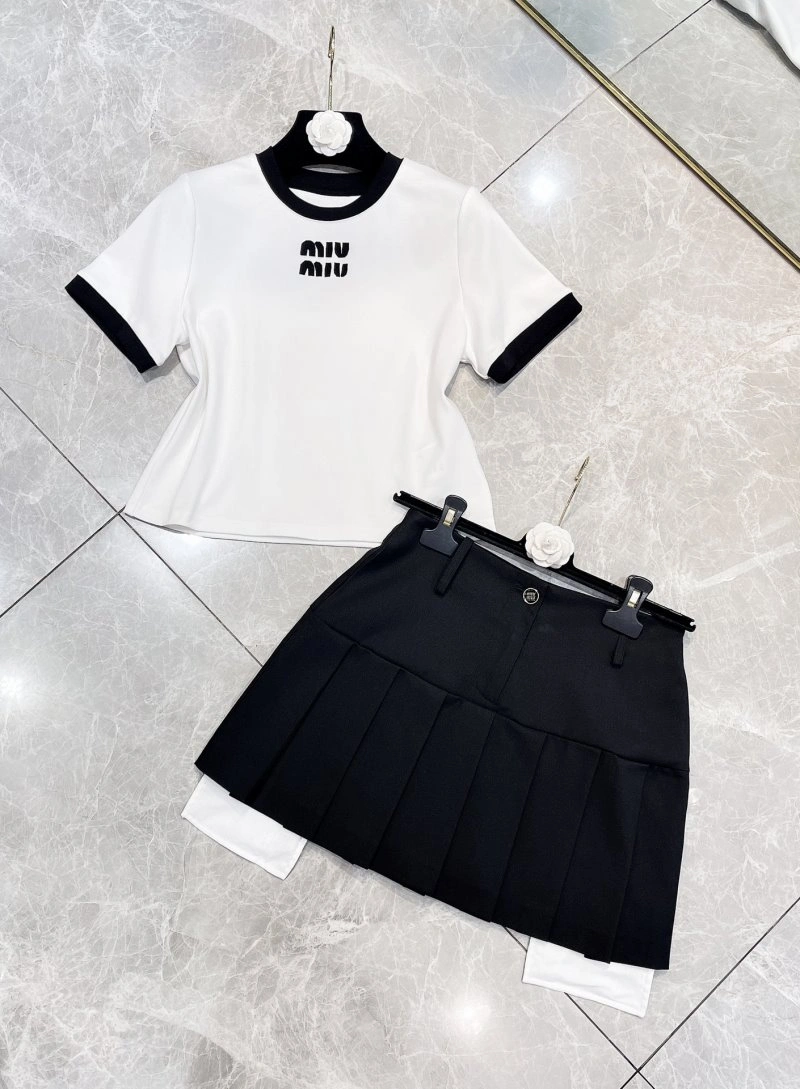 Miu Miu Dress Suits ZeroBulk 152149
