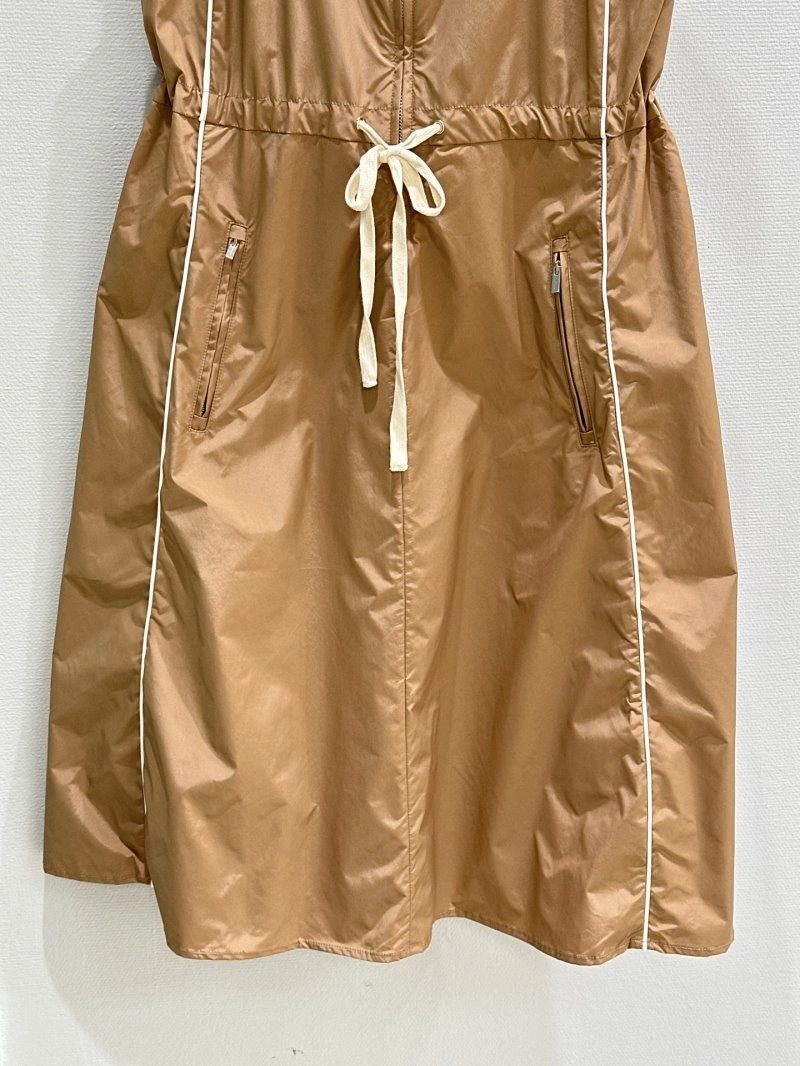 Miu Miu Dress Suits SportInspired 151272