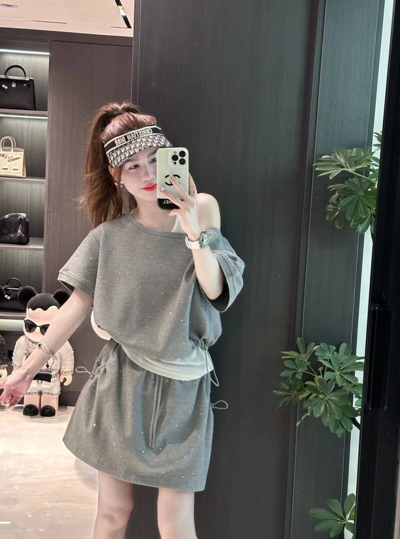 Miu Miu Dress Suits WellDesigned 151269