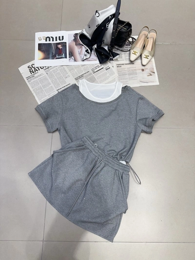 Miu Miu Dress Suits WellDesigned 151269