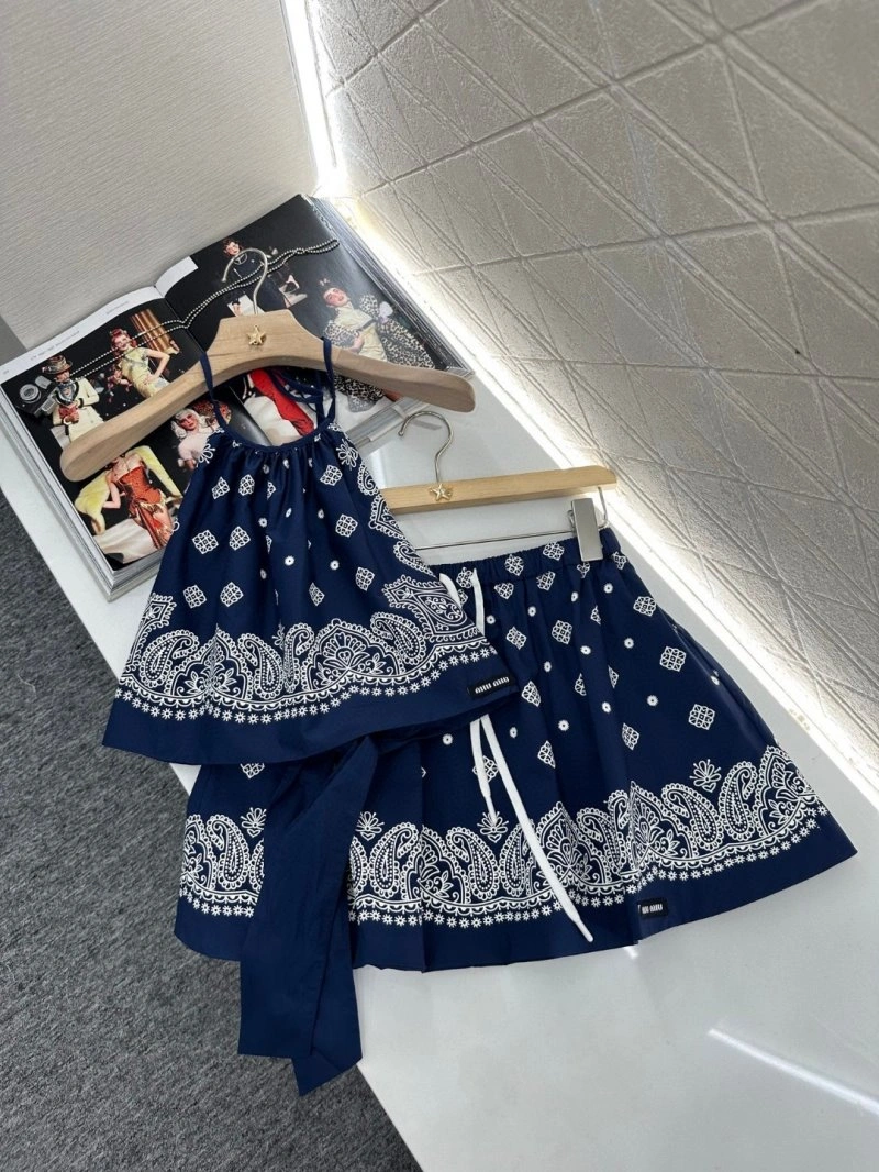 Thermal Miu Miu Dress Suits 156393