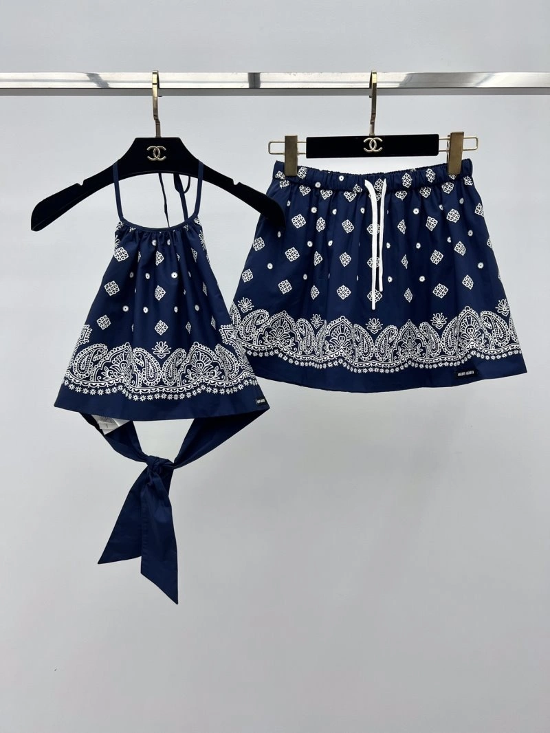 Miu Miu Dress Suits SunProtective 156354