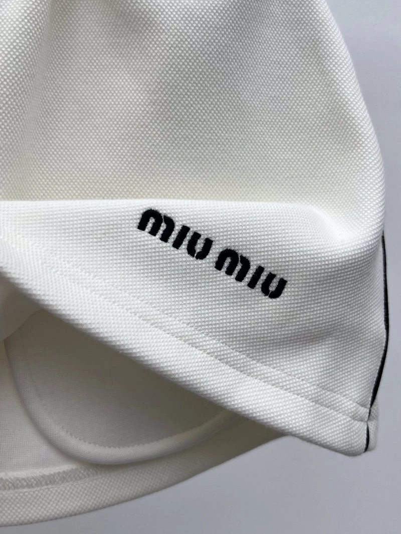 Miu Miu Dress Suits OdorResistant 156339