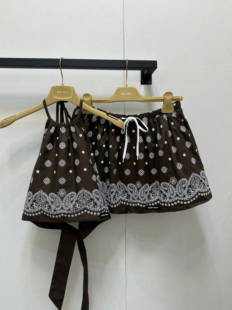 FreshLook Miu Miu Dress Suits 148936