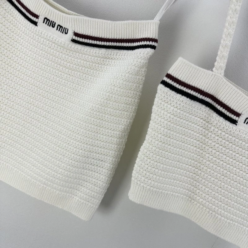Miu Miu Dress Suits Unisex 148914