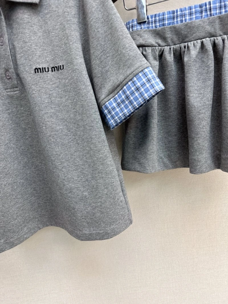 Sporty Miu Miu Dress Suits 148919