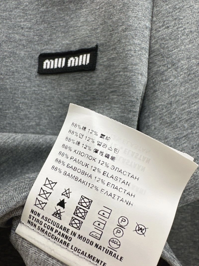 Miu Miu Dress Suits TimelessDesign 148916