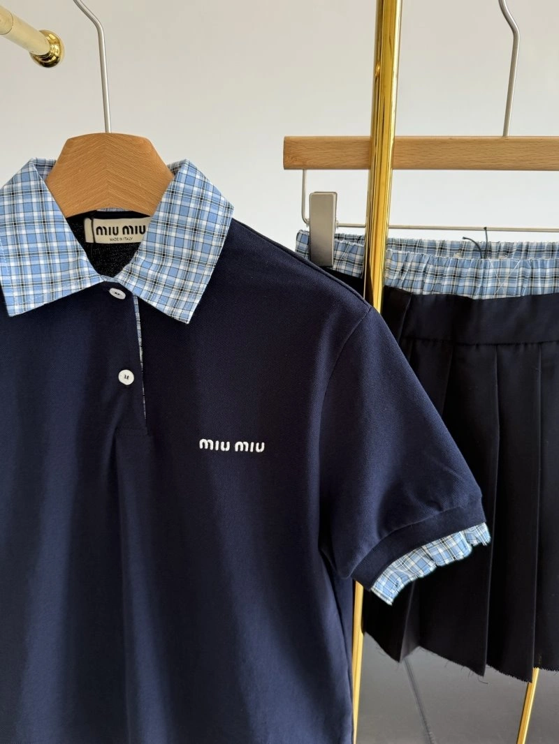 Miu Miu Dress Suits Comfortable 148910
