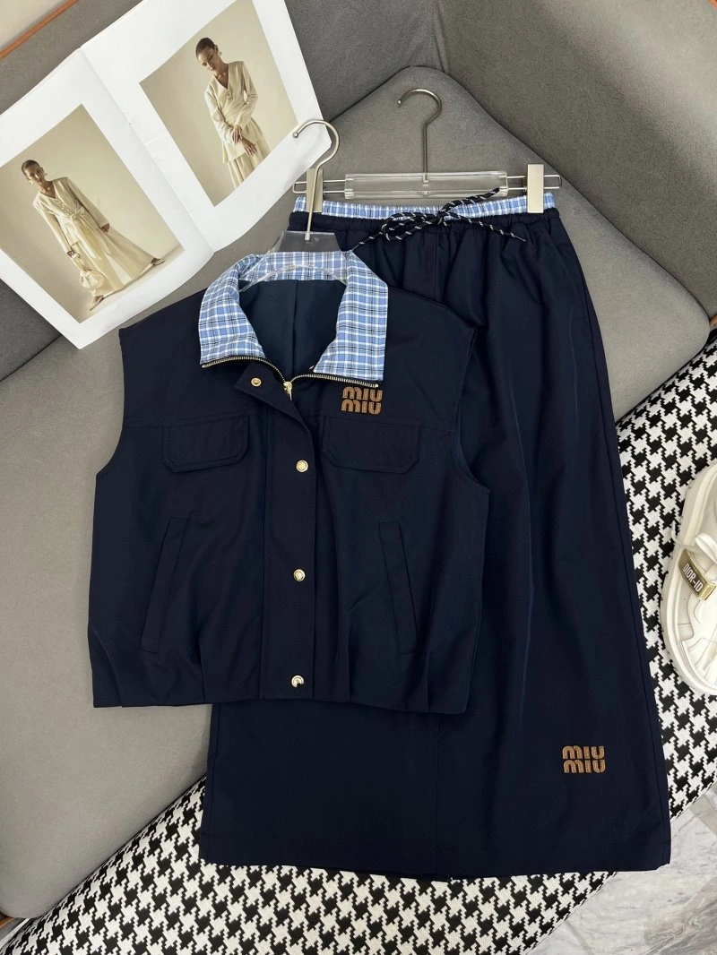 Miu Miu Dress Suits SunProtective 154529