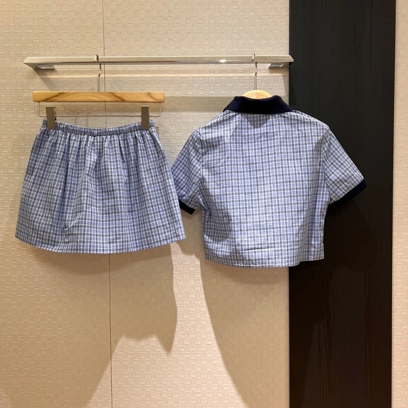 Breathable Miu Miu Dress Suits 154521