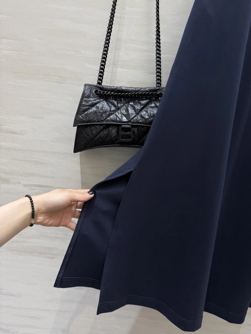 Versatile Miu Miu Dress Suits 154566