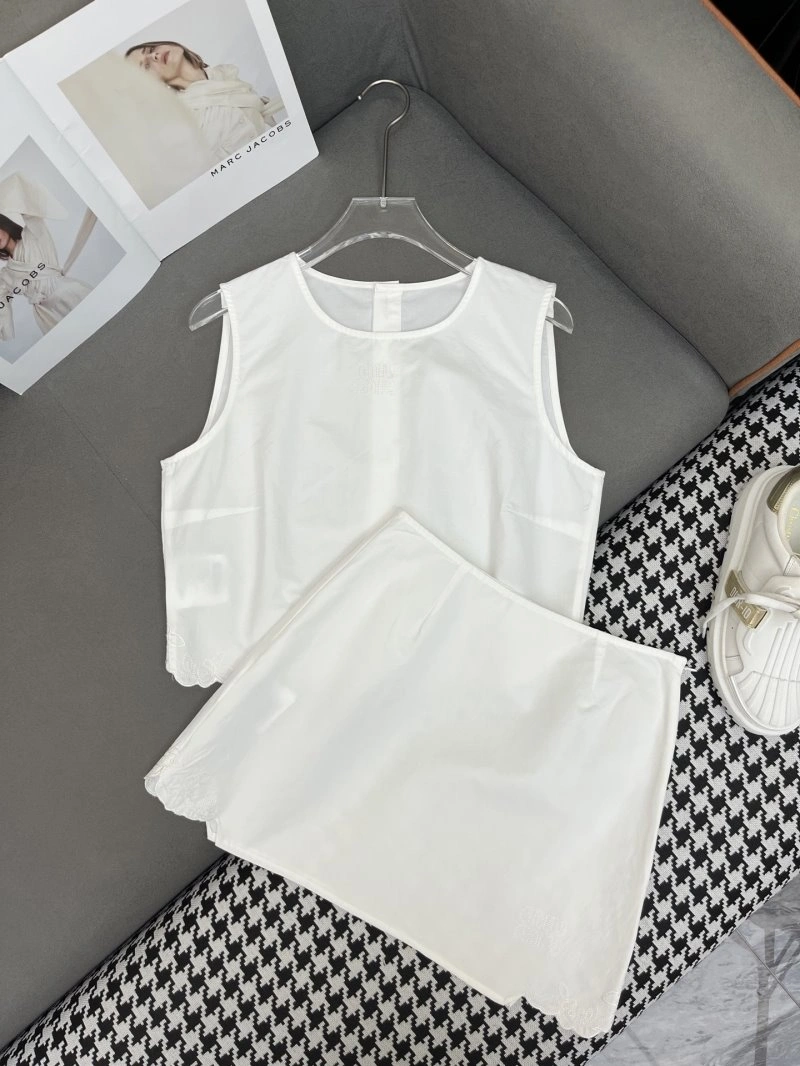 Miu Miu Dress Suits MoistureWicking 154539