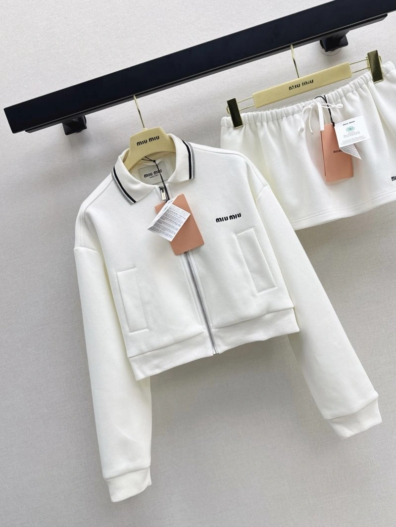 Classic Miu Miu Dress Suits 153022