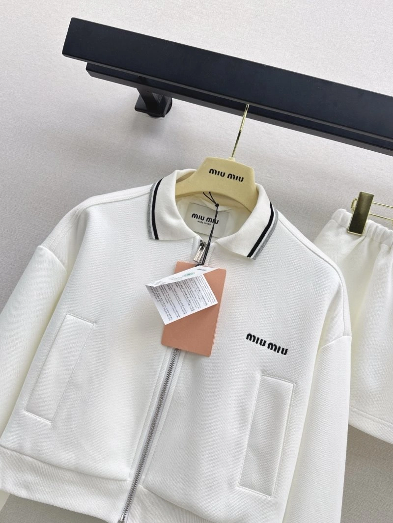 Classic Miu Miu Dress Suits 153022