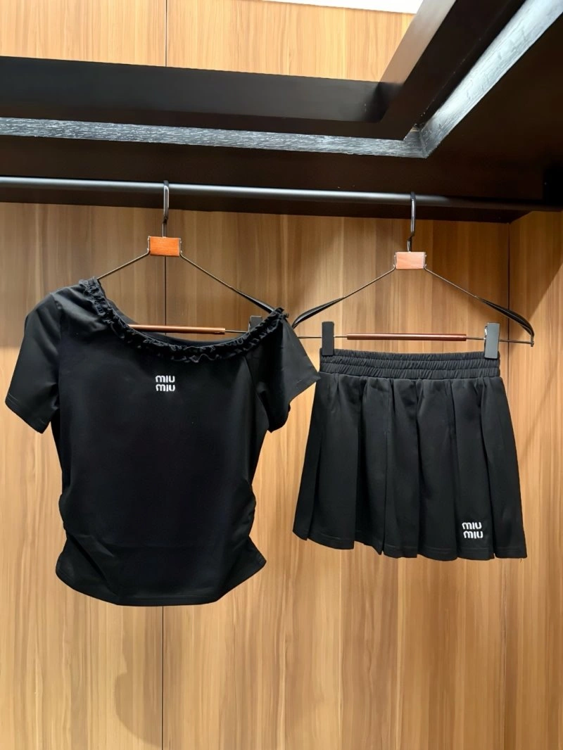 Original Miu Miu Dress Suits 153024