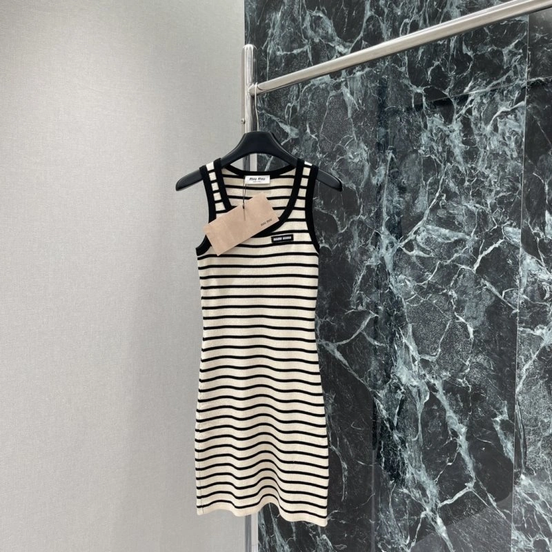 Attractive Miu Miu Dress 156417