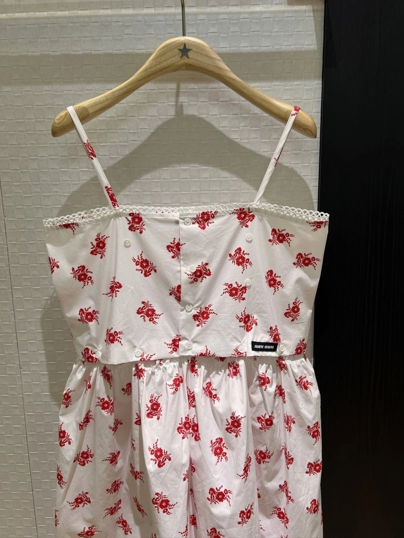 Miu Miu Dress Sleek 149224