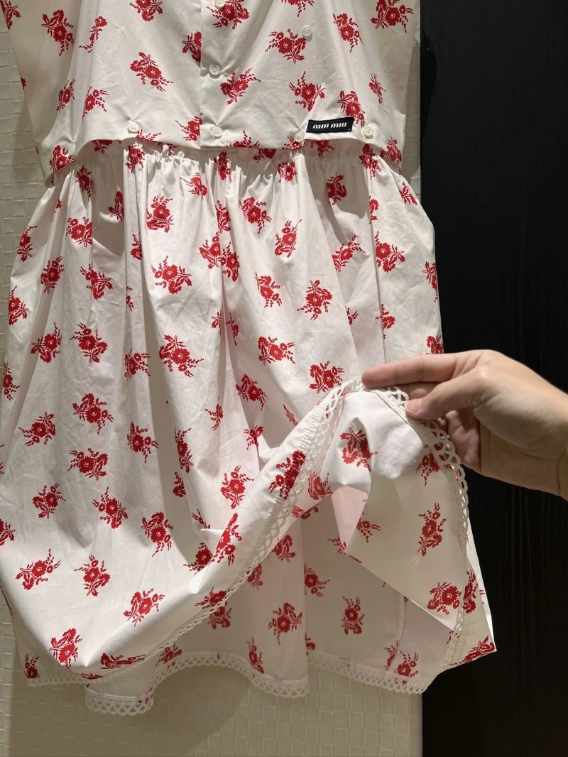 Miu Miu Dress Sleek 149224