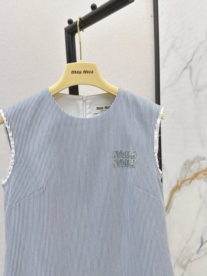 Miu Miu Dress Casual 149159